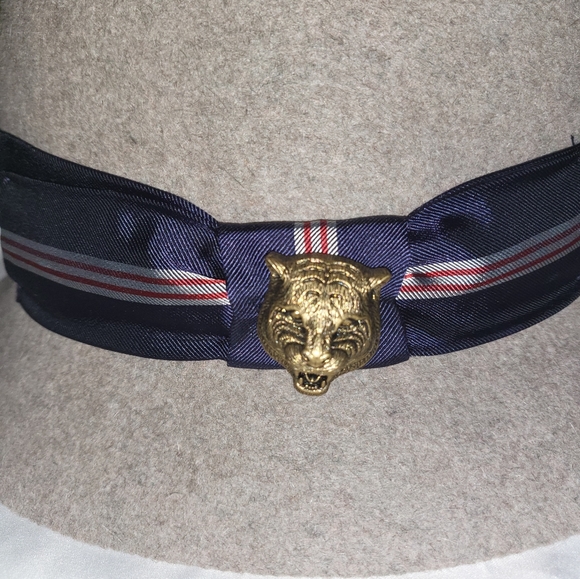 (Sold)Authentic Gucci gray wool Cloche hat - Picture 3 of 5